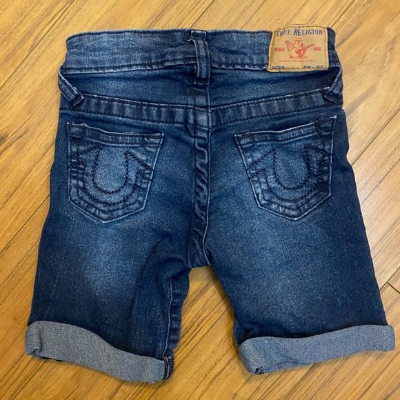 True Religion Toddler Jean Shorts 3T - Picture 2 of 5